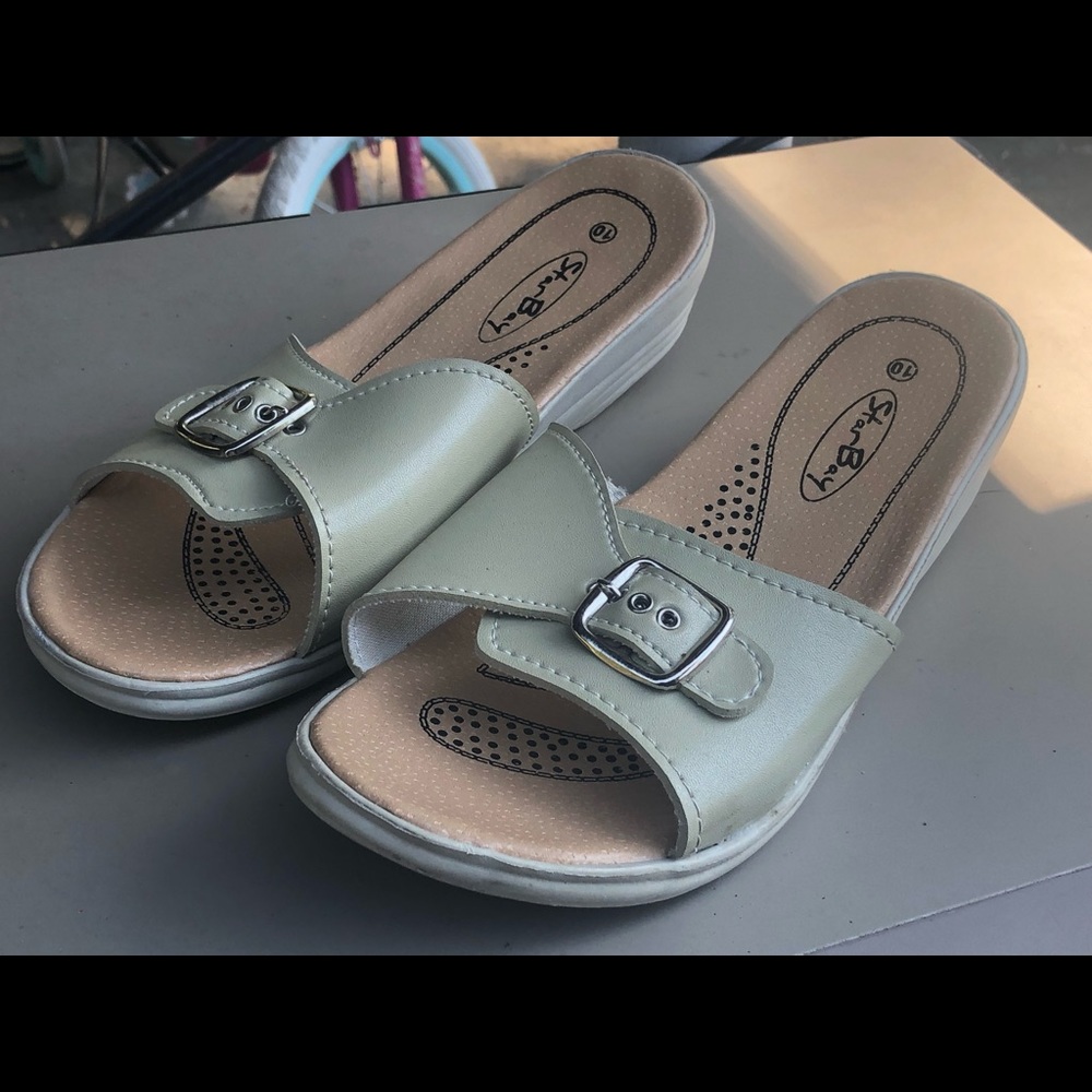 Star Bay Tan Buckle  Slide On Sandals Size 10